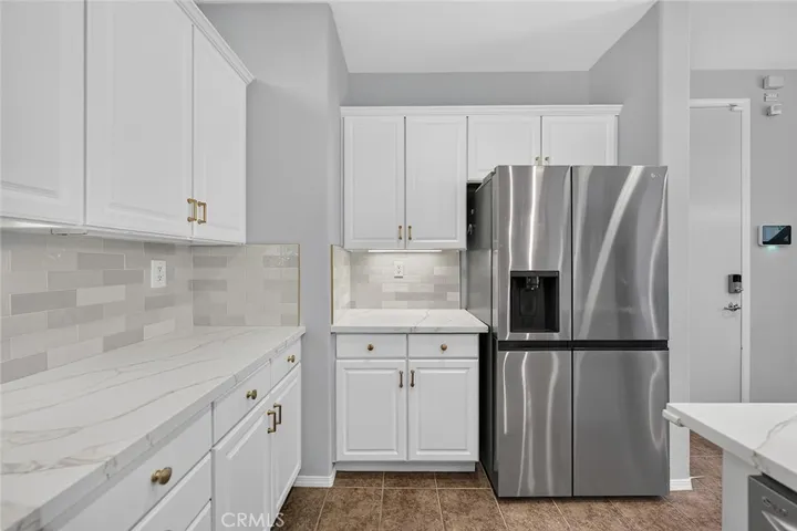 8202 Garden Gate, Chino, California 91708