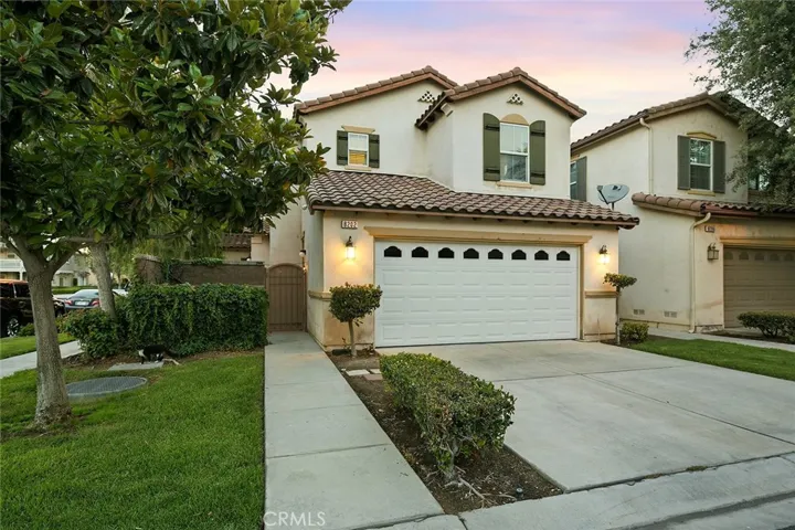 8202 Garden Gate, Chino, California 91708