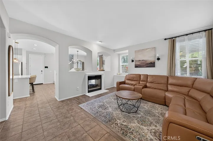 8202 Garden Gate, Chino, California 91708