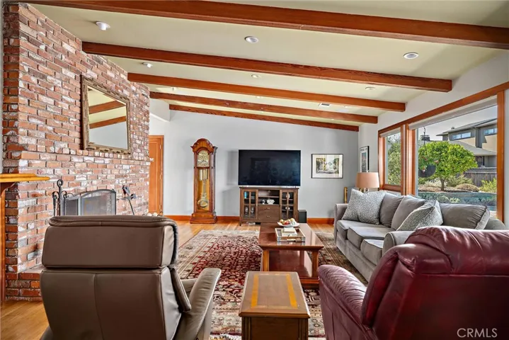 6020 Joan Place, San Luis Obispo, California 93401