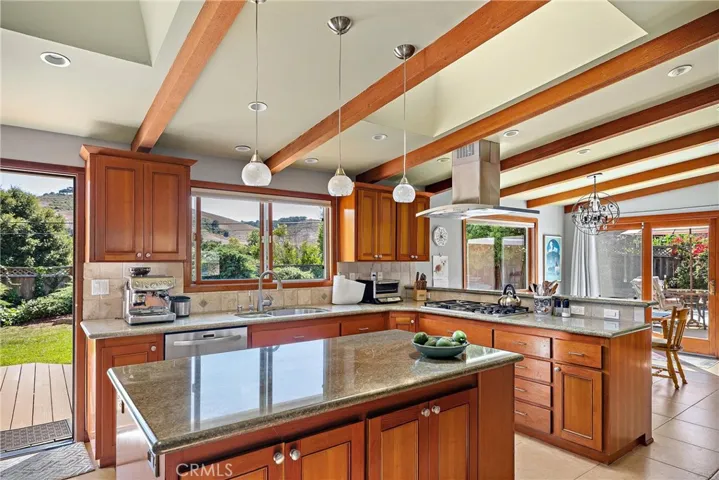 6020 Joan Place, San Luis Obispo, California 93401
