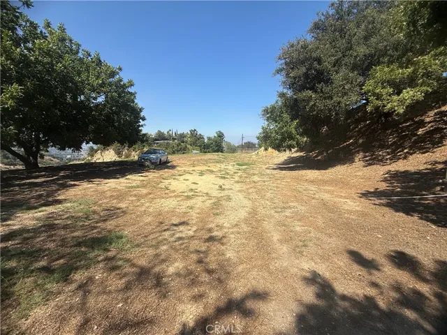 3511 Beverly Glen Boulevard, Sherman Oaks, California 91423 — photo 4