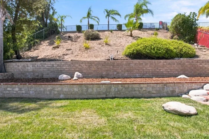 28177 Langside Avenue, Canyon Country, California 91351