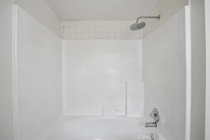 28177 Langside Avenue, Canyon Country, California 91351