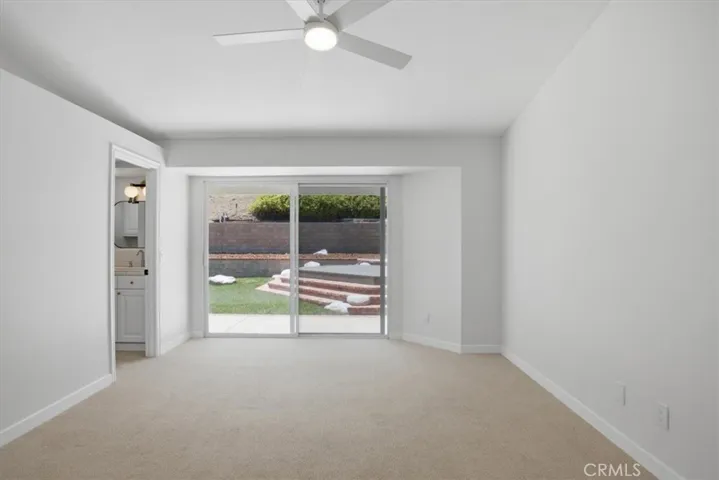 28177 Langside Avenue, Canyon Country, California 91351