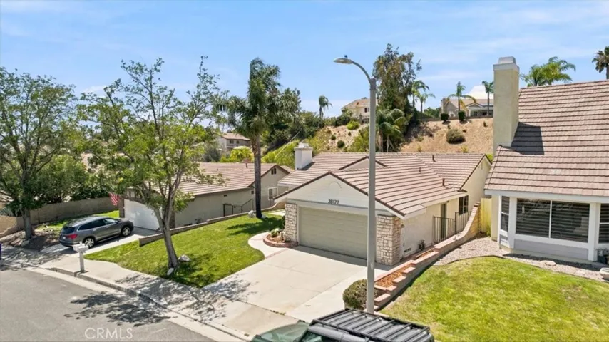 28177 Langside Avenue, Canyon Country, California 91351