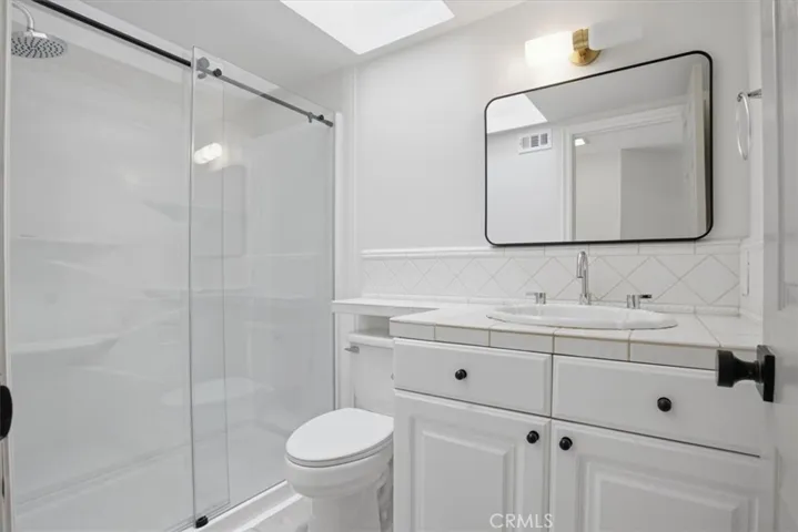 28177 Langside Avenue, Canyon Country, California 91351