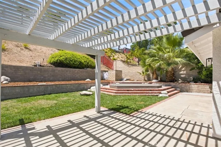 28177 Langside Avenue, Canyon Country, California 91351