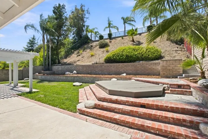 28177 Langside Avenue, Canyon Country, California 91351