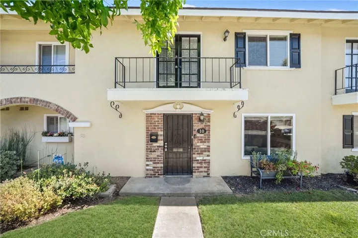 3342 Bradbury, Los Alamitos, California 90720