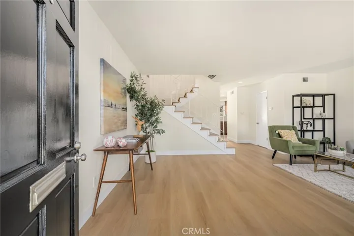 3342 Bradbury, Los Alamitos, California 90720