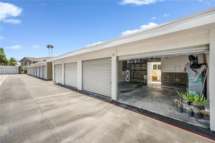 3342 Bradbury, Los Alamitos, California 90720