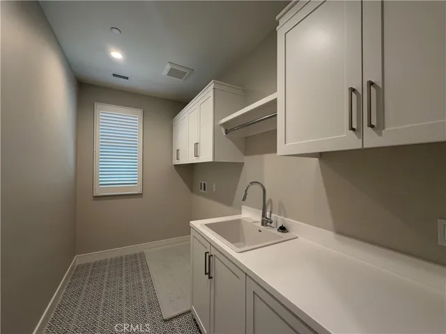 124 Sugar Brush, Irvine, California 92618