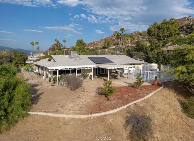 27531 Big Springs Ranch, Hemet, California 92544