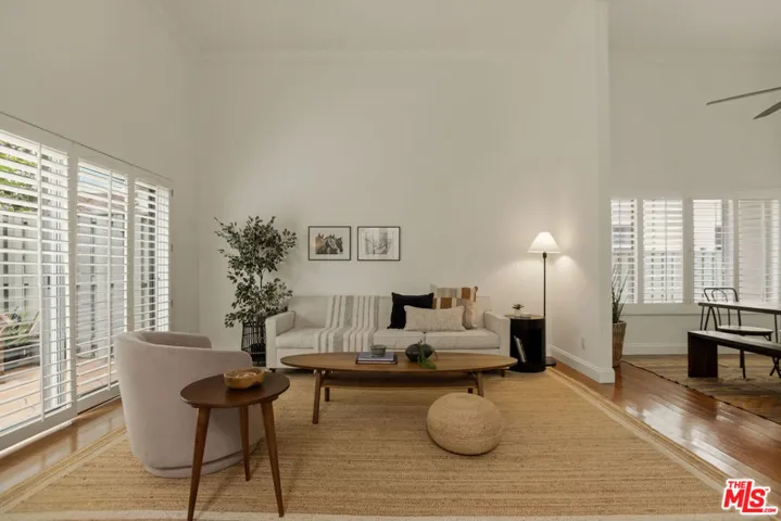 4730 Ben Avenue 11, Valley Village, California 91607