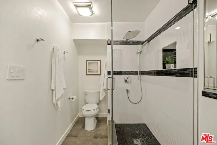 4730 Ben Avenue 11, Valley Village, California 91607