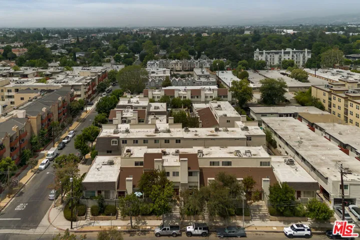 4730 Ben Avenue 11, Valley Village, California 91607