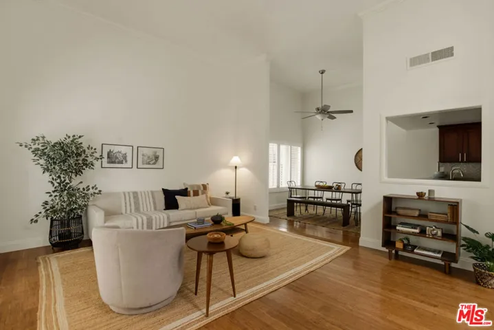 4730 Ben Avenue 11, Valley Village, California 91607