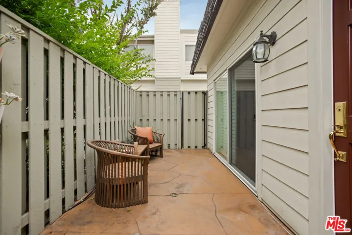 4730 Ben Avenue 11, Valley Village, California 91607