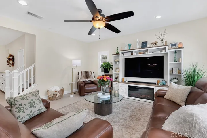 13995 Burdock Drive, Moorpark, California 93021
