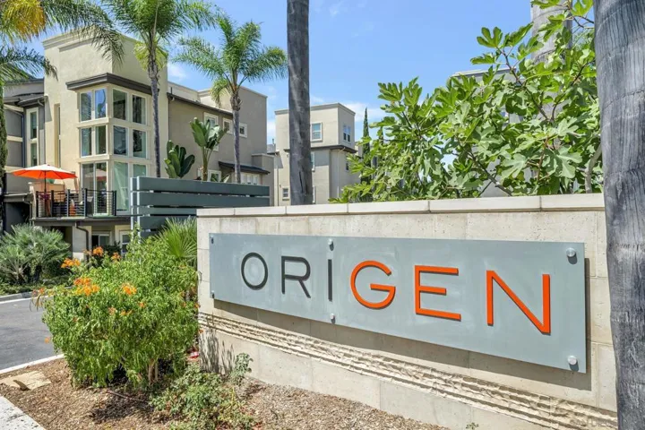2432 Via Alta, San Diego, California 92108