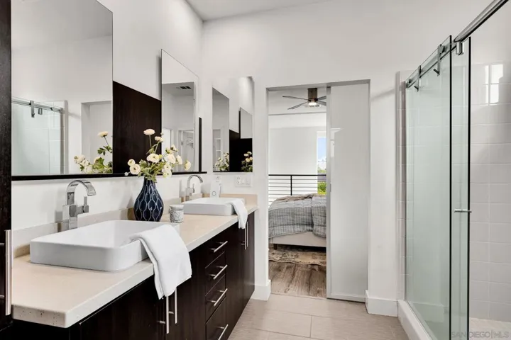 2432 Via Alta, San Diego, California 92108
