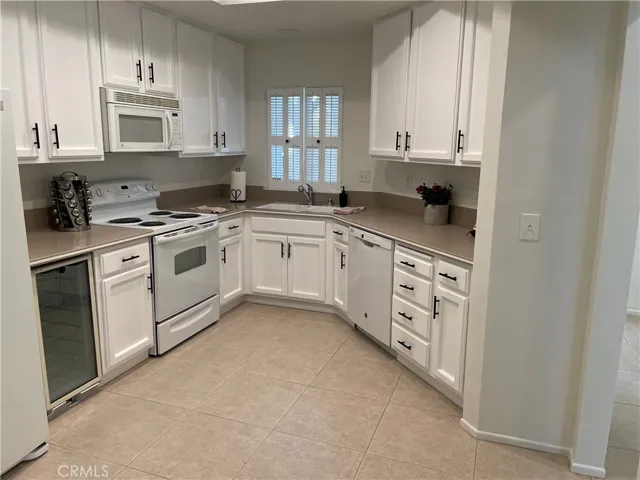 253 Chesterfield 145, Newport Beach, California 92660