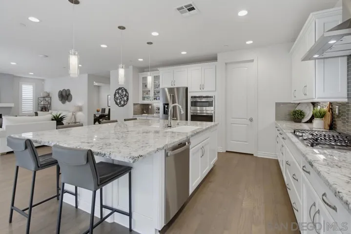 , Fallbrook, California 92028