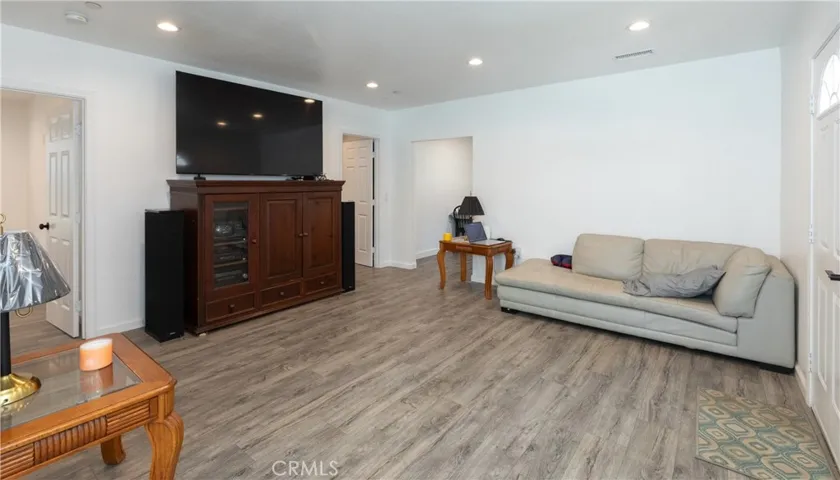 420 N 12th, Santa Paula, California 93060