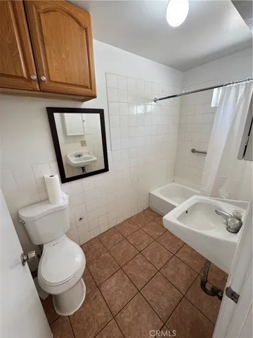 1466 Silver Lake Boulevard, Silver Lake, California 90026