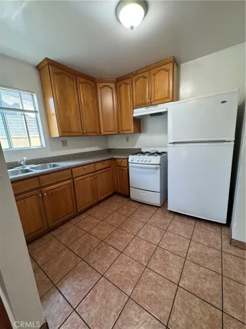1466 Silver Lake Boulevard, Silver Lake, California 90026