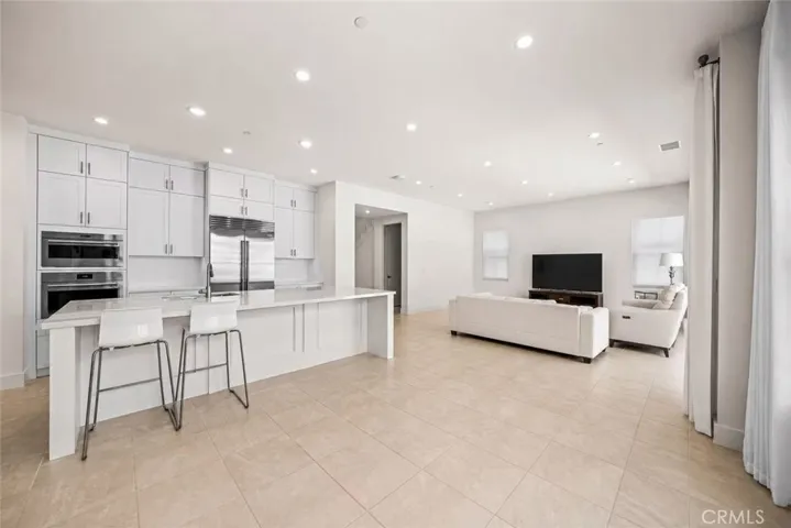 106 Bright Star, Irvine, California 92618
