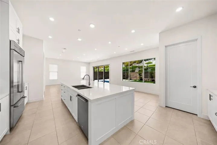 106 Bright Star, Irvine, California 92618