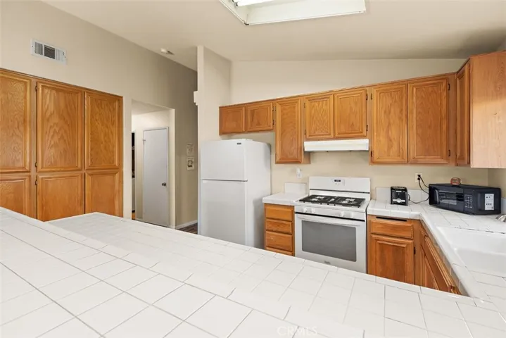 3678 Oslo Court, Hemet, California 92545