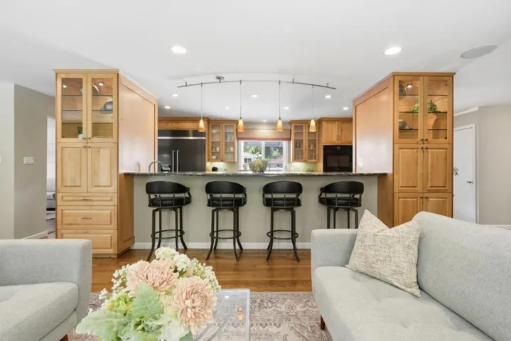 , Burlingame, California 94010