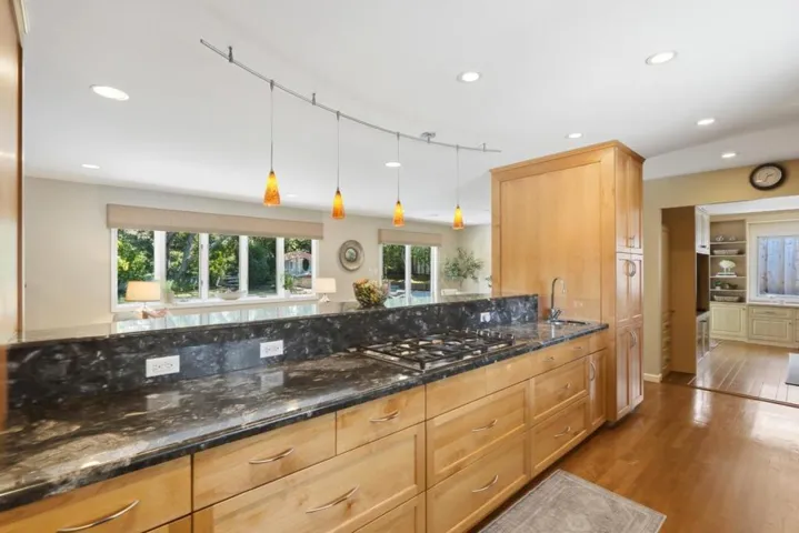 , Burlingame, California 94010