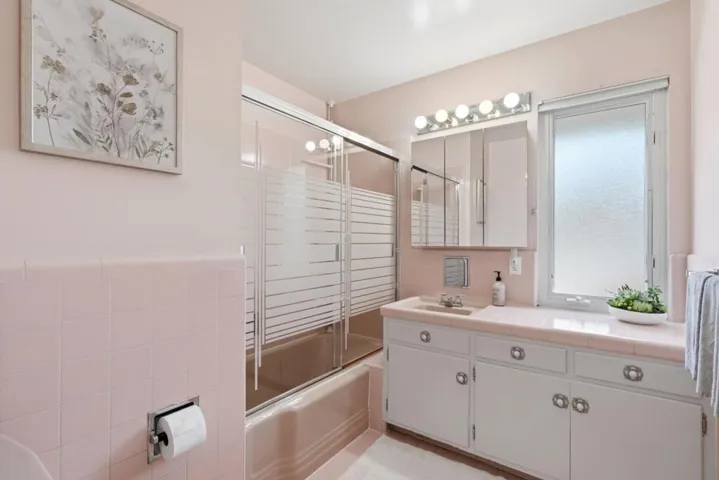, Burlingame, California 94010