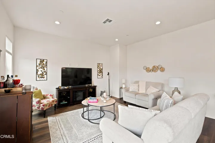 1639 Range Rd MLS-8