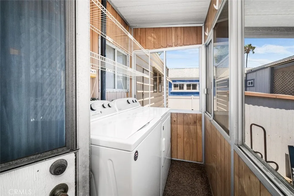Washer and dryer included