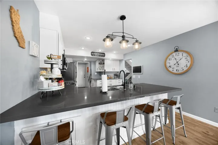 Breakfast Bar