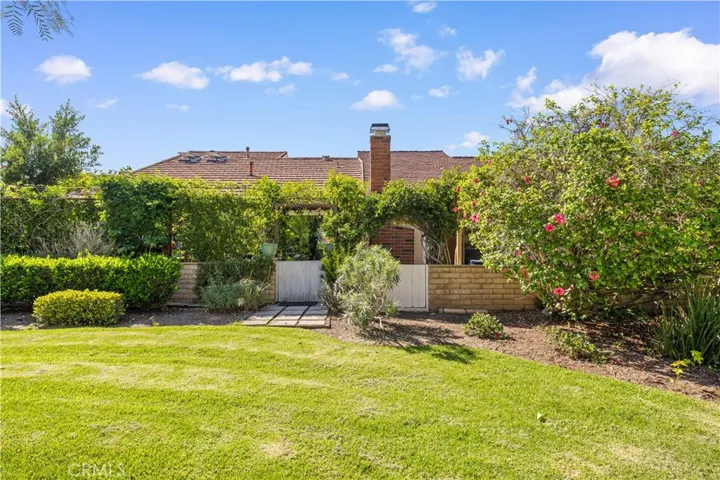 15 Eucalyptus, Irvine, California 92612