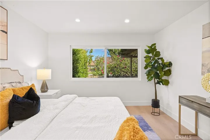 15 Eucalyptus, Irvine, California 92612