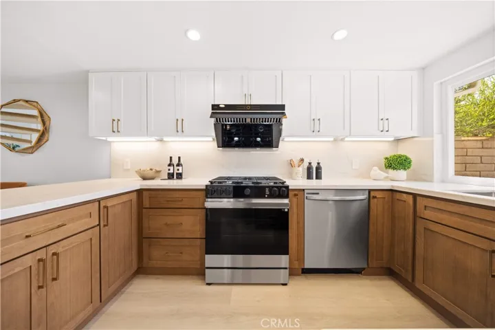 15 Eucalyptus, Irvine, California 92612