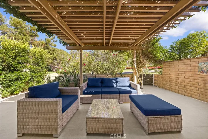 15 Eucalyptus, Irvine, California 92612