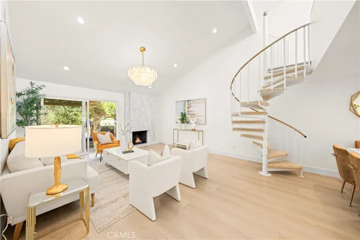 15 Eucalyptus, Irvine, California 92612