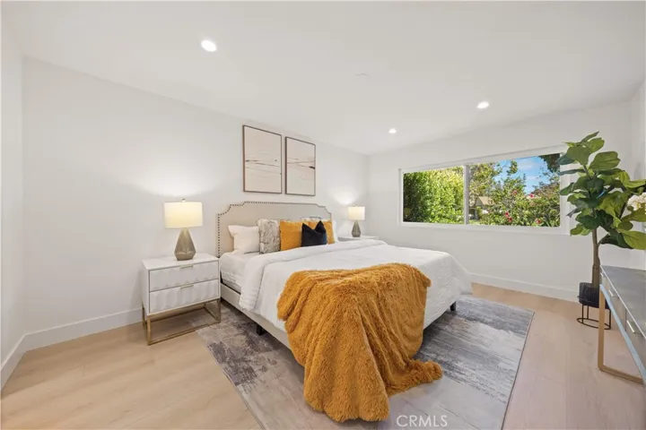 15 Eucalyptus, Irvine, California 92612