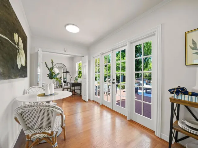554 Edgewood Road, San Mateo, California 94402