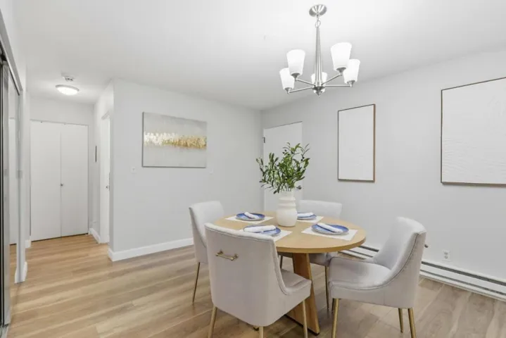1033 Crestview Drive 110, Mountain View, California 94040
