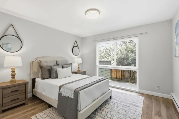 1033 Crestview Drive 110, Mountain View, California 94040