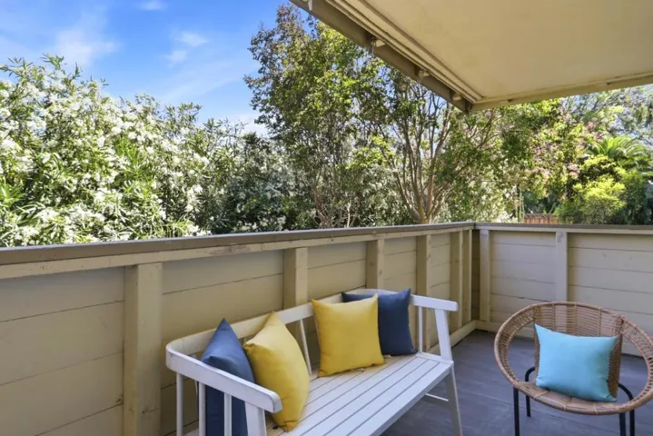 1033 Crestview Drive 110, Mountain View, California 94040